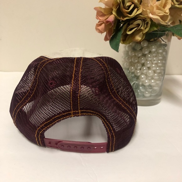 NWOT  Limited Von Dutch hat - Picture 3 of 4